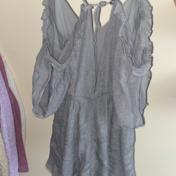 Gray Off the shoulder romper - Picture 5 of 5